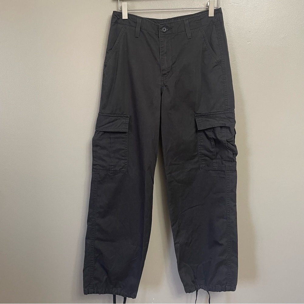 Levi's Women’s 26 x 30 94 Baggy Black Cargos